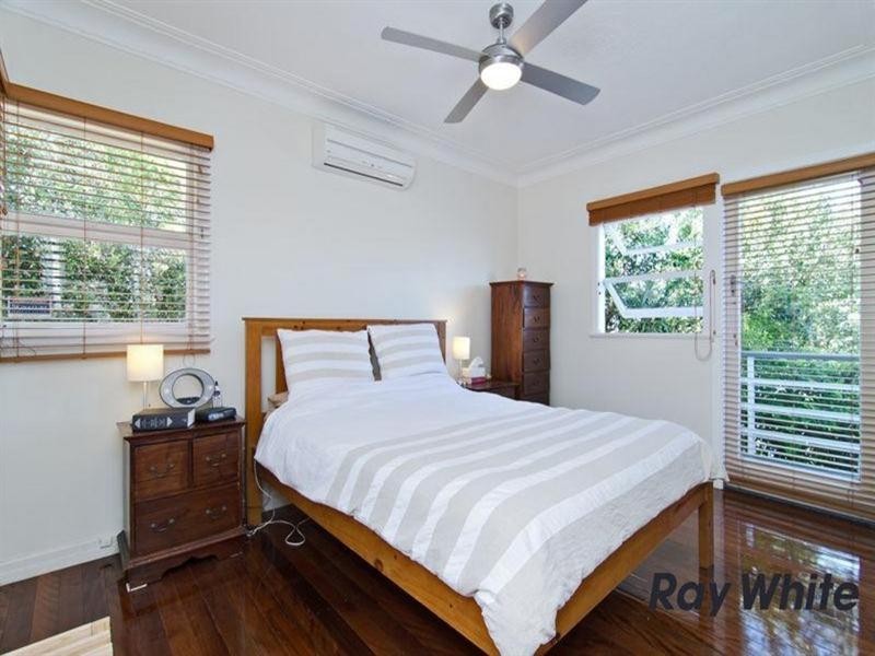 37 Dunedoo Street, Stafford QLD 4053