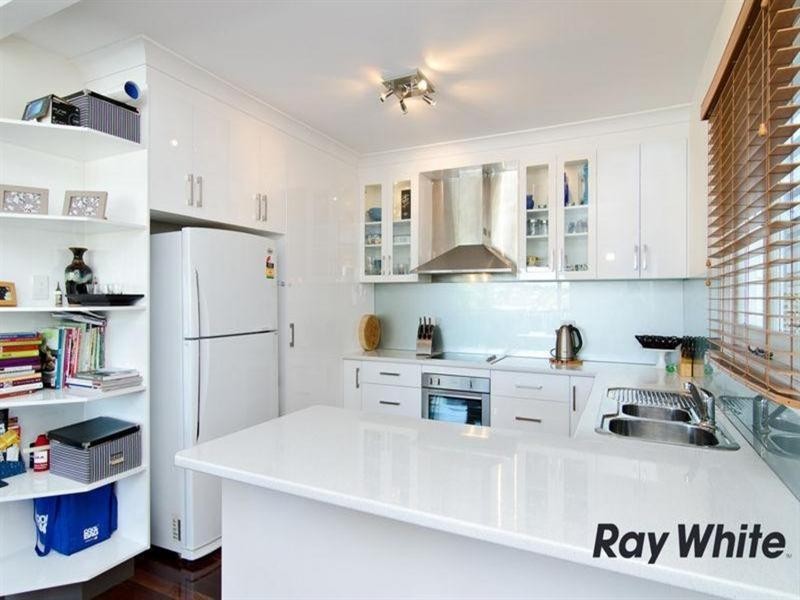 37 Dunedoo Street, Stafford QLD 4053