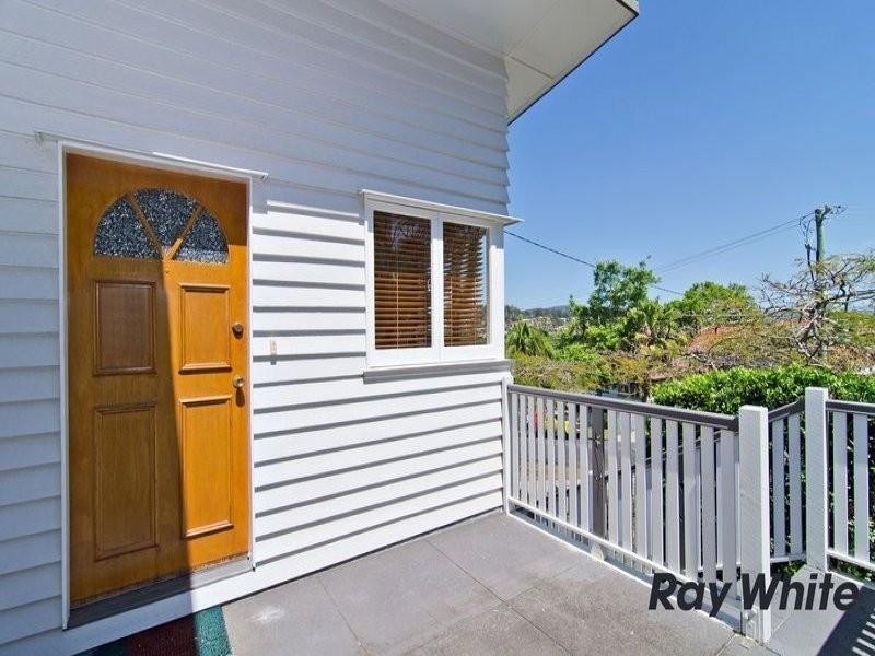 37 Dunedoo Street, Stafford QLD 4053