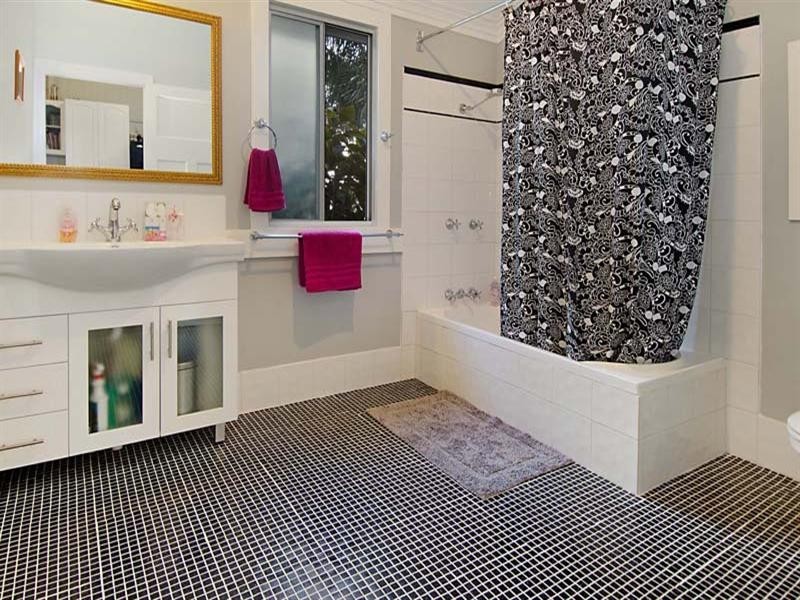 12 Gadara Street, Hendra QLD 4011