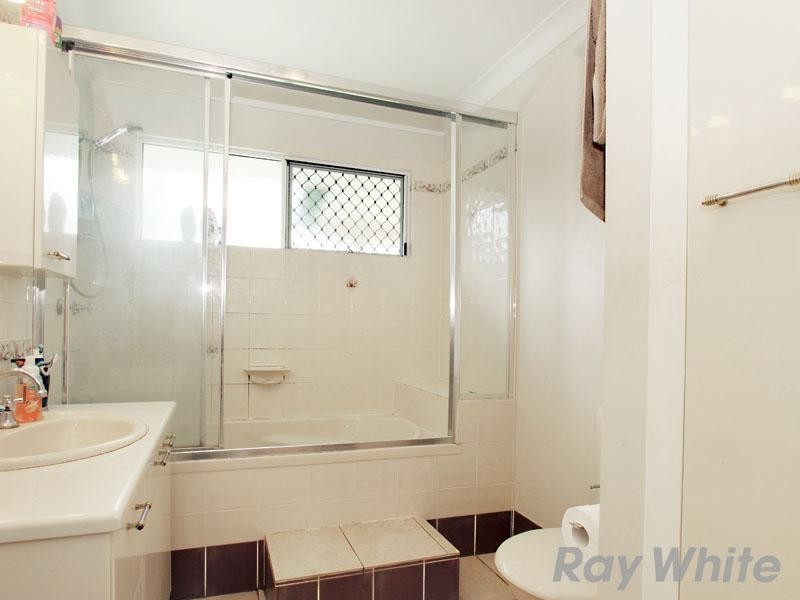 38 Kingaroy Street, Stafford Heights QLD 4053