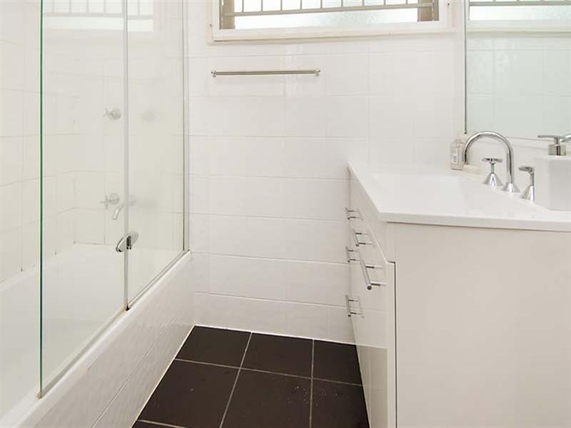 8 Julia Street, Wavell Heights QLD 4012