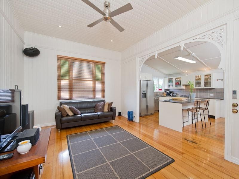 46 GRANGE Road, Grange QLD 4051