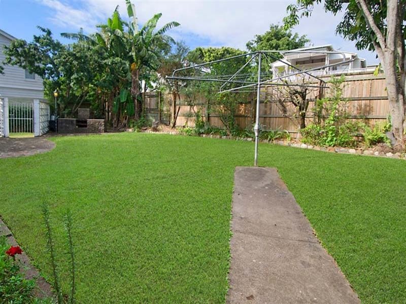 3 Woodville Street, Hendra QLD 4011