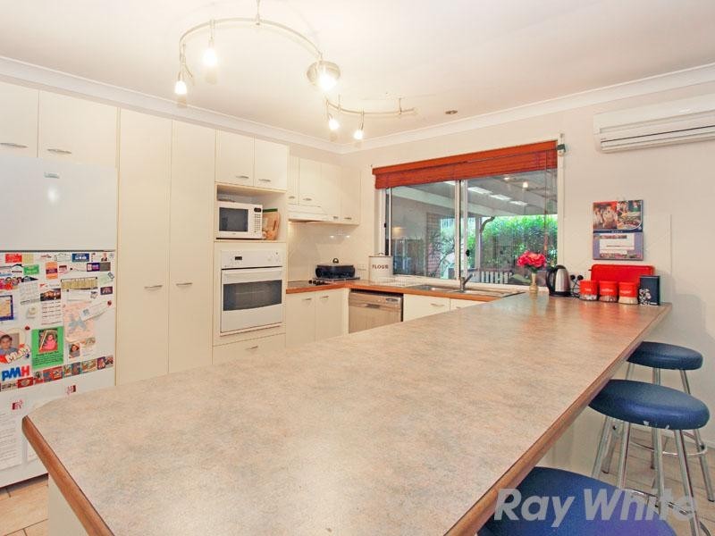 59 Greenock Place, Ferny Grove QLD 4055