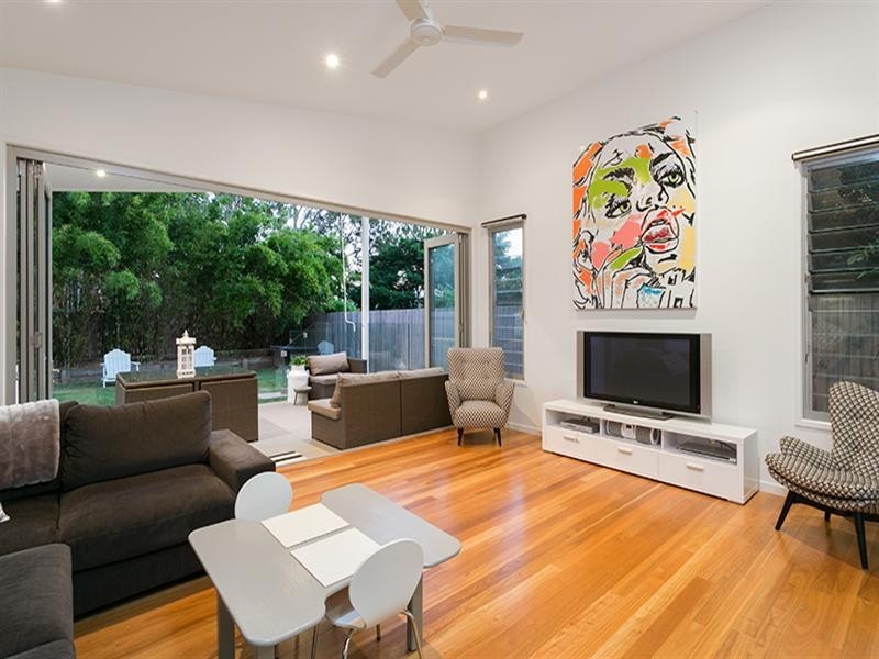 110 White Street, Wavell Heights QLD 4012