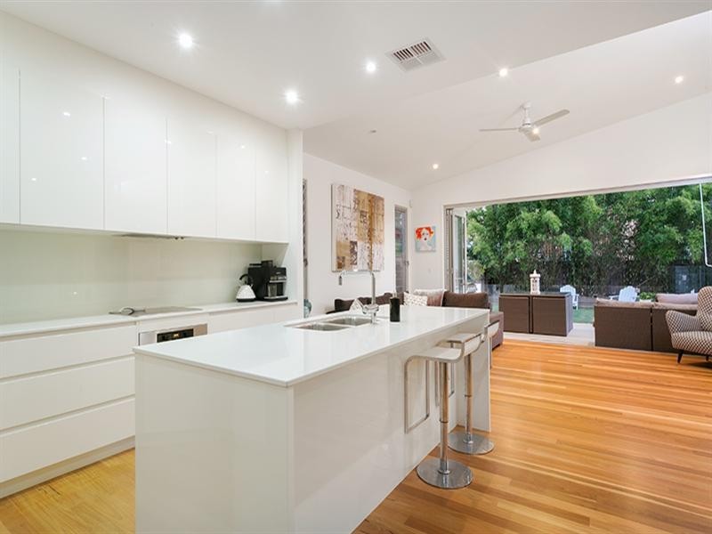 110 White Street, Wavell Heights QLD 4012