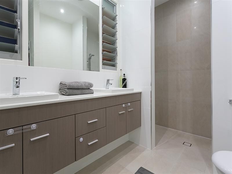 110 White Street, Wavell Heights QLD 4012