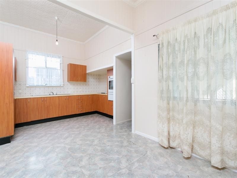 61 Khartoum Street, Gordon Park QLD 4031