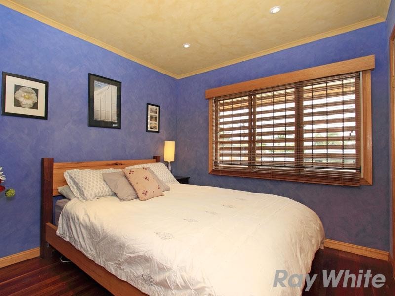 8 Gemalla Street, Stafford Heights QLD 4053