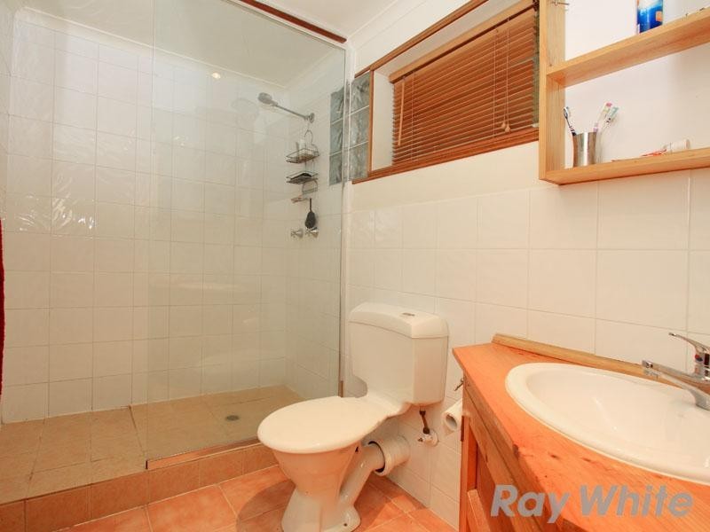 8 Gemalla Street, Stafford Heights QLD 4053