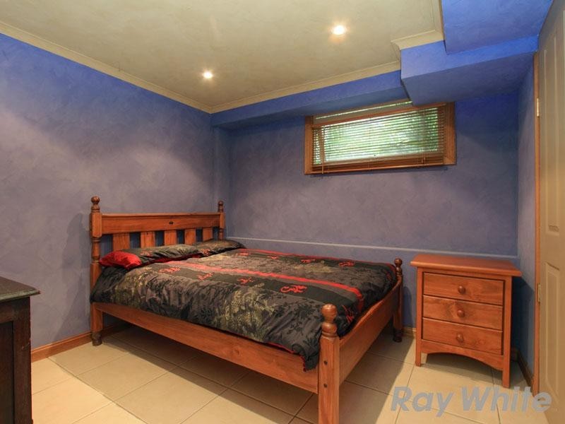 8 Gemalla Street, Stafford Heights QLD 4053