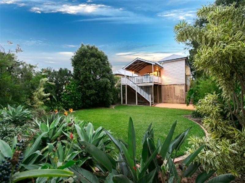 41 Grove Street, Albion QLD 4010