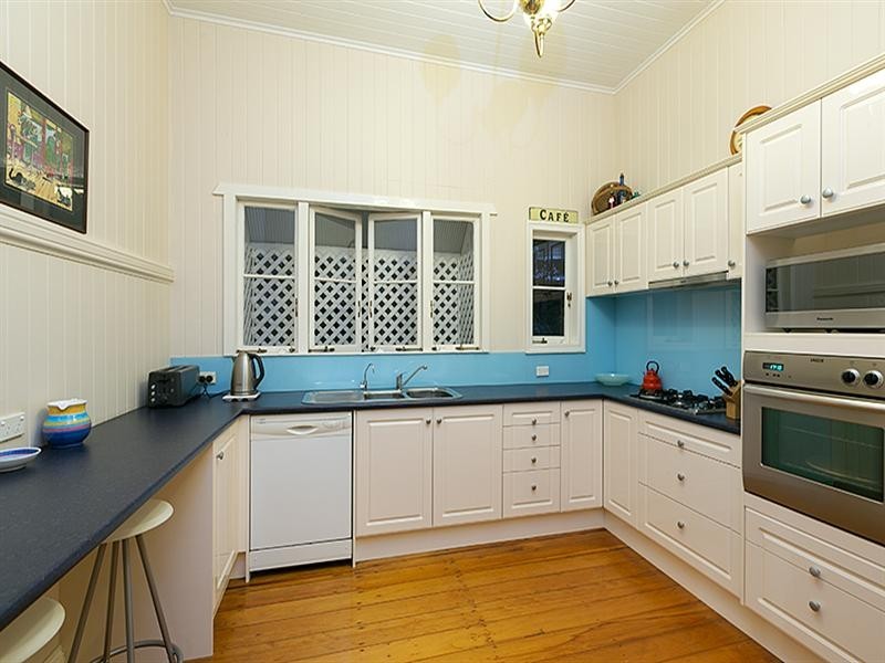 41 Grove Street, Albion QLD 4010