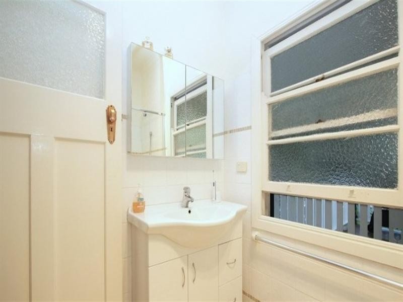 31 Tathra Street, Stafford QLD 4053