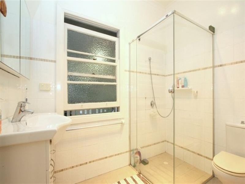 31 Tathra Street, Stafford QLD 4053