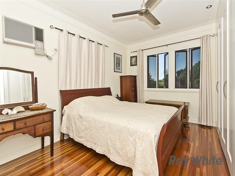 16 Simla Avenue, Geebung QLD 4034