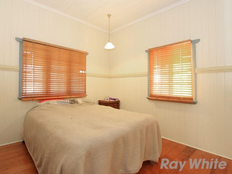 75 Lanham Avenue, Grange QLD 4051