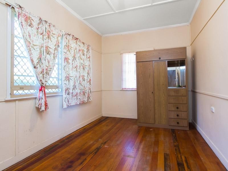 116 Edinburgh Castle Road, Wavell Heights QLD 4012