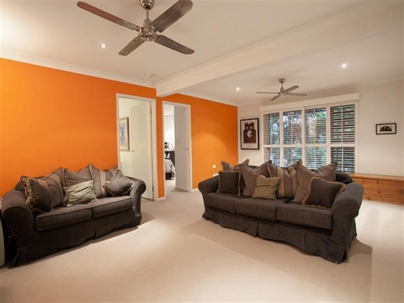 25 Hackett Street, Ashgrove QLD 4060
