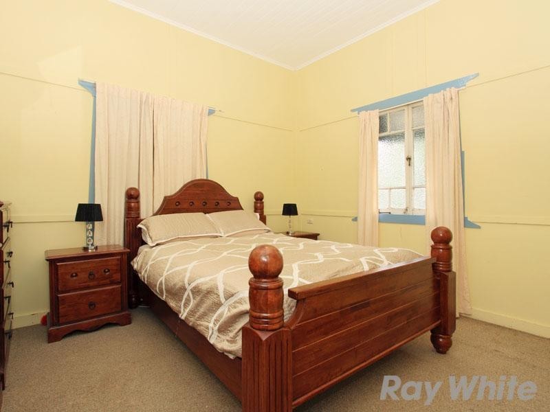 7 Mina Parade, Newmarket QLD 4051