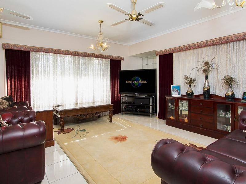 190 Hamilton Road, Wavell Heights QLD 4012