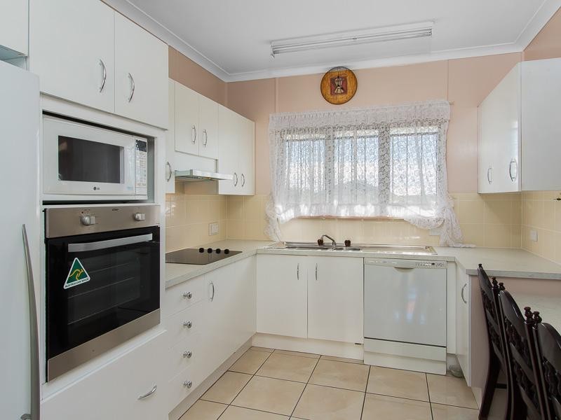 190 Hamilton Road, Wavell Heights QLD 4012