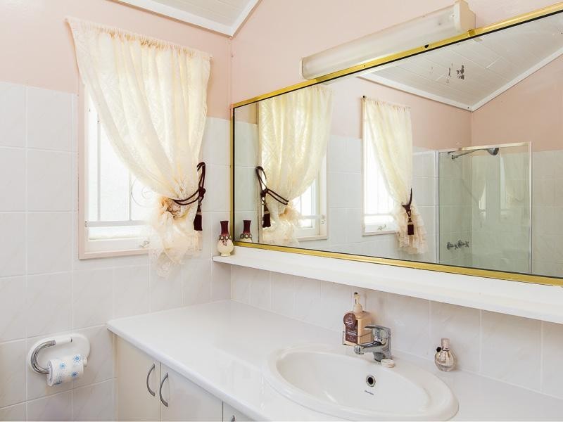 190 Hamilton Road, Wavell Heights QLD 4012