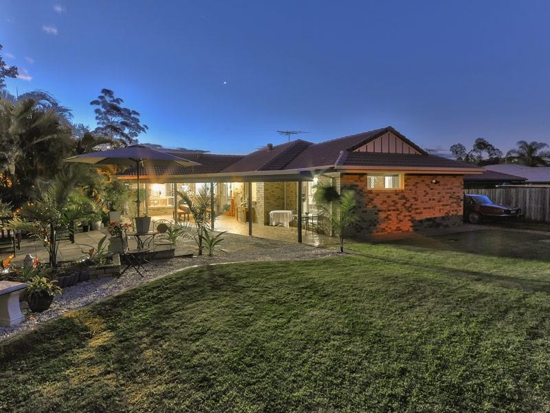2 Explorer Drive, Albany Creek QLD 4035