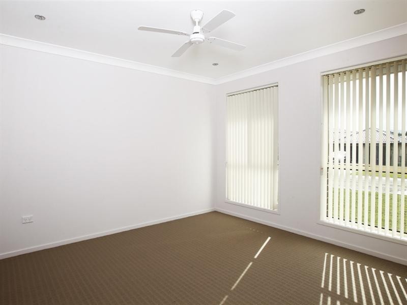 7 Denbigh Place, South Nowra NSW 2541