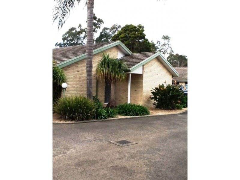 4/50 Hillcrest Avenue, South Nowra NSW 2541