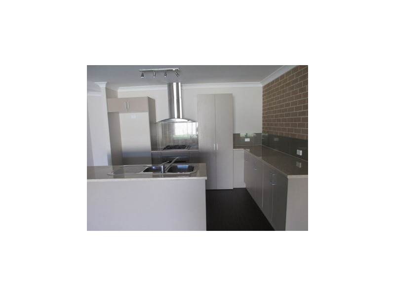 13B Nutans Crest, South Nowra NSW 2541