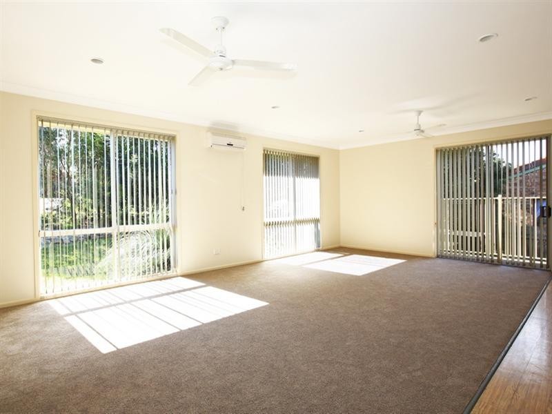 89 Yalwal Road, West Nowra NSW 2541