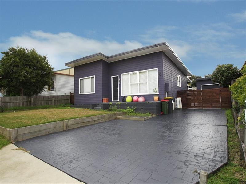 7 Turley Avenue, Bomaderry NSW 2541