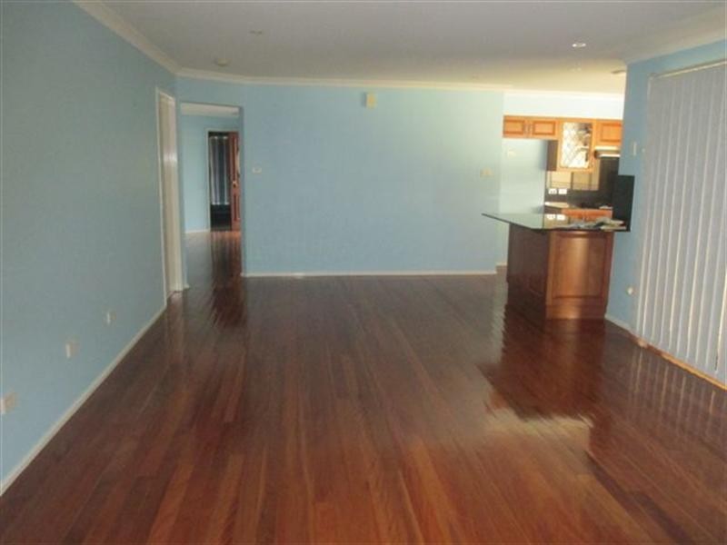 50 Burradoo Crescent, Nowra NSW 2541