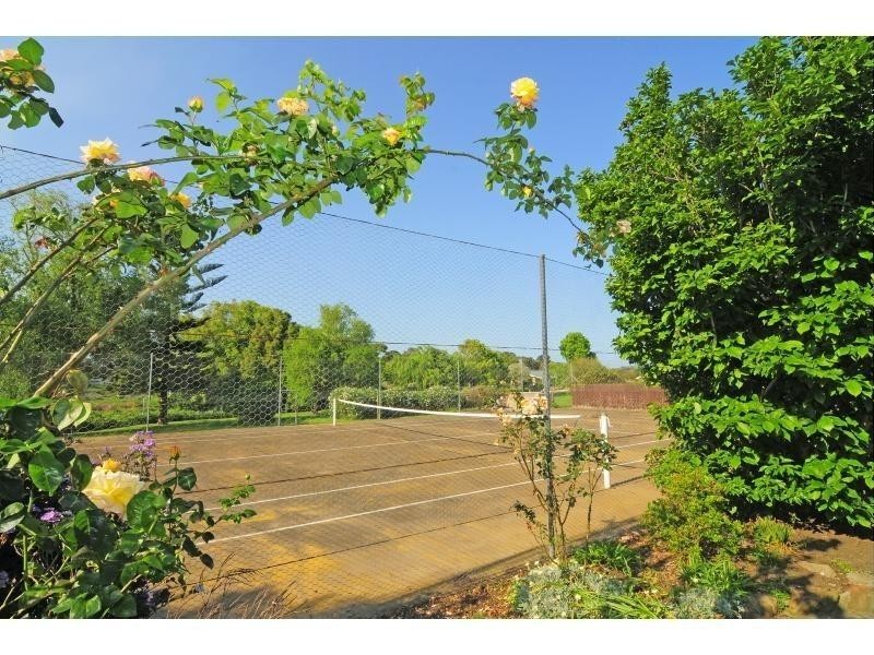 122 Moss Street, Nowra NSW 2541