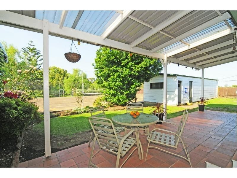 122 Moss Street, Nowra NSW 2541