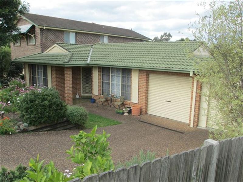 24 Lucas, North Nowra NSW 2541