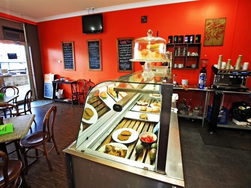 Shop 2, 9 McMahons Road, North Nowra NSW 2541