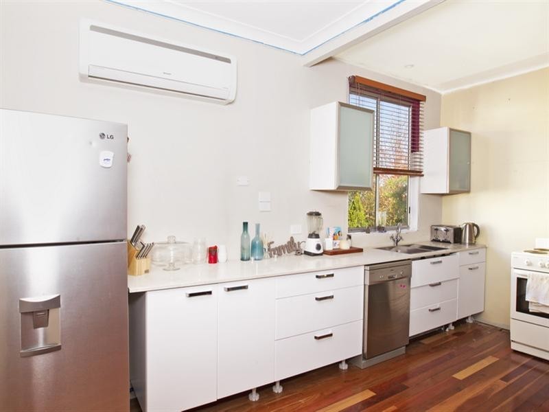 357 Princes Highway, Bomaderry NSW 2541