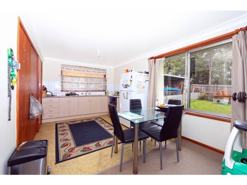 Units 1 and 2, 4 Jaycee Avenue, Nowra NSW 2541