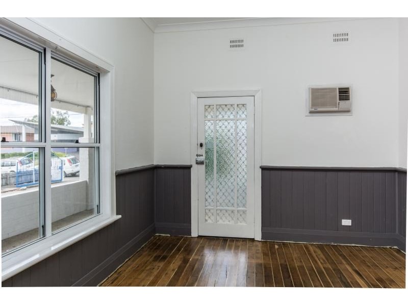 77 Osborne Street, Nowra NSW 2541