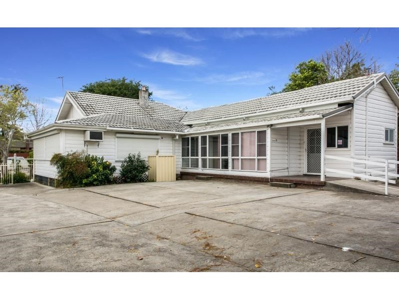 77 Osborne Street, Nowra NSW 2541