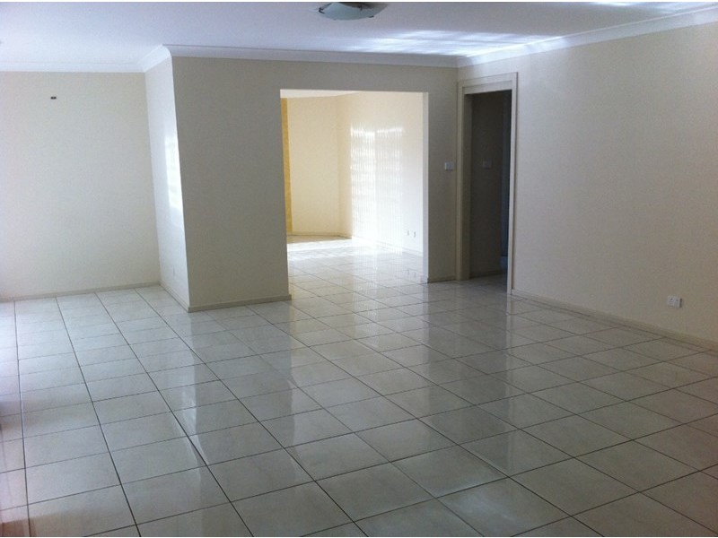 119 Rayleigh Drive, Worrigee NSW 2540