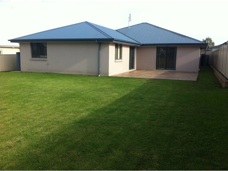 119 Rayleigh Drive, Worrigee NSW 2540