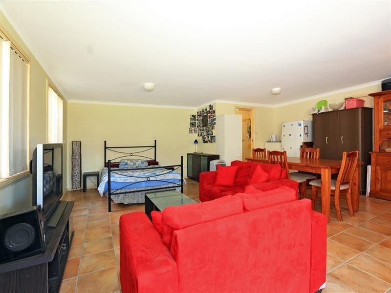 50 Walsh Crescent, North Nowra NSW 2541