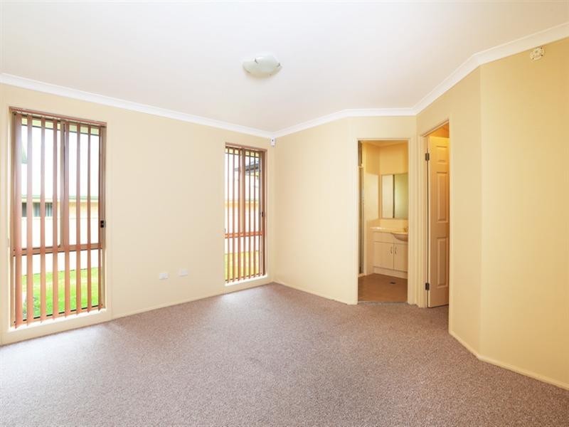 14 Carrington Park Drive, Worrigee NSW 2540