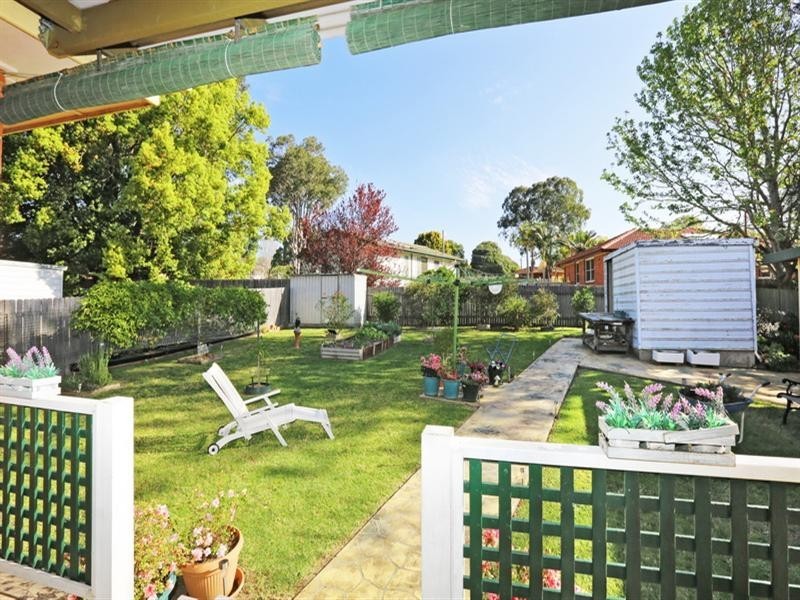 24 Seccombe Street, Nowra NSW 2541