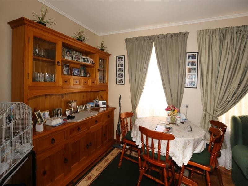 24 Seccombe Street, Nowra NSW 2541