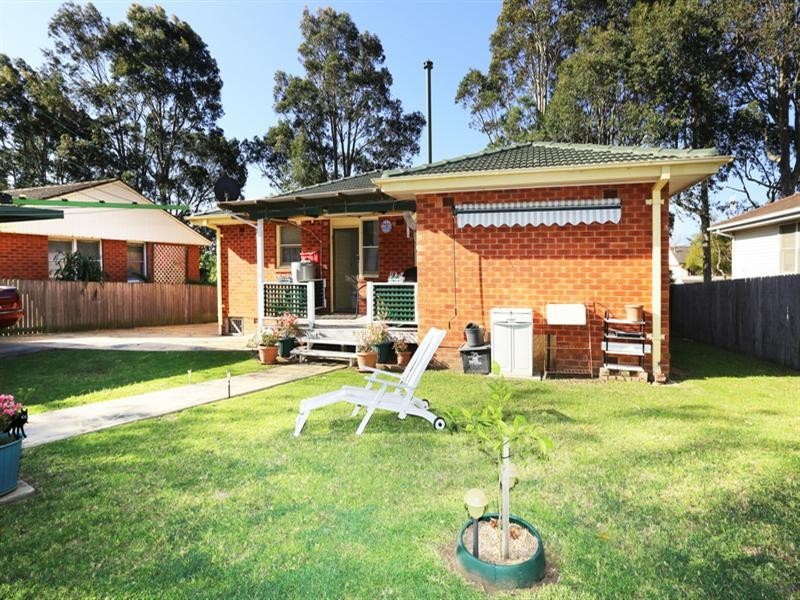 24 Seccombe Street, Nowra NSW 2541